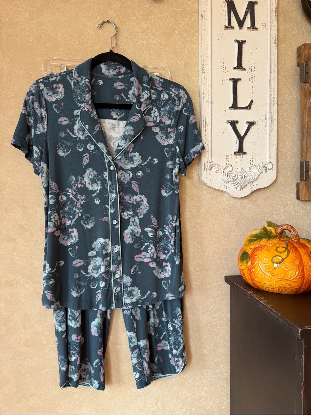 SOMA Cool Nights Cropped Pajama Set - Size Small